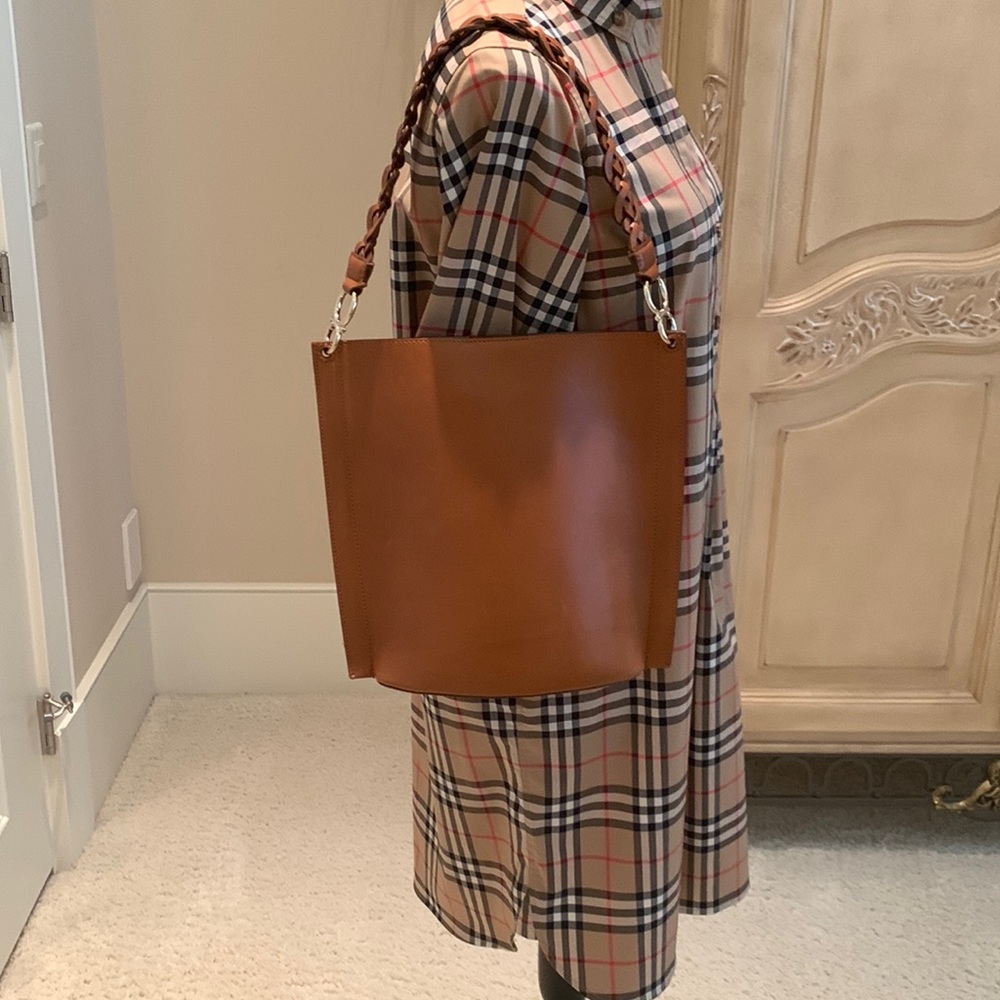 Lafayette 8 knot Day Bag -small with detachable shoulder strap.  Like new.